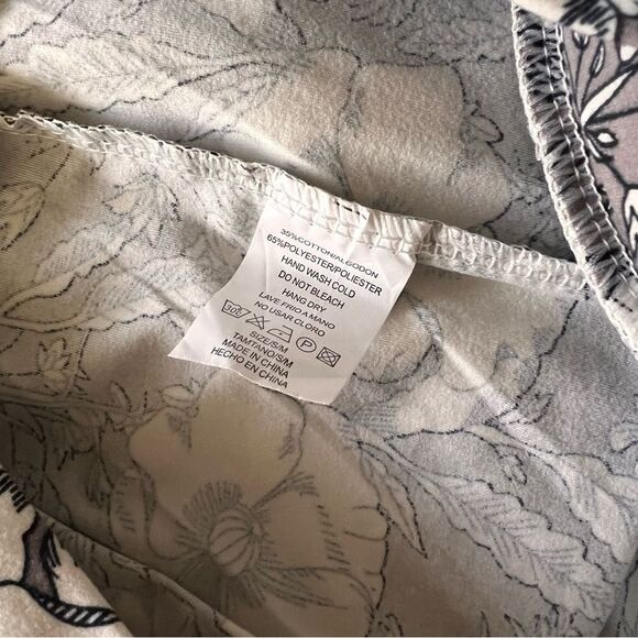 Simple Addiction Grey & White Floral Print Comfy High Waist Harem Shorts - Picture 8 of 8